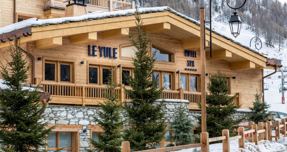 Fantastic slopeside hotel in Val d'Isere. Photo: Le Yule - image_0
